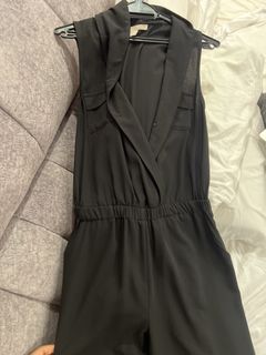 (Category: ) located in . Submitted by dianasclosetfinds (Listing ID 1453884665, Image 1). Description: .