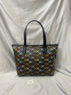 (Kategori: ) berada di . Dikirim oleh mimosstuff (ID iklan 1453849884, Gambar 1). Deskripsi: .
