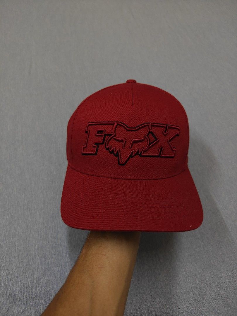FOX RACING BASEBALL CAP (Category: Caps & Hats) located in Bacolod City. Submitted by yobibstuffs (Listing ID 1453966879, Image 1). Description: FOX RACING BASEBALL CAP SIZE: LARGE TO XLARGE GOOD TO EXCELLENT CONDITION NEED WASH 🧼🫧 PRICE: 999+SF OUTSIDE BACOLOD CITY 🏙️🌆 PM ME! 📥📥📥.