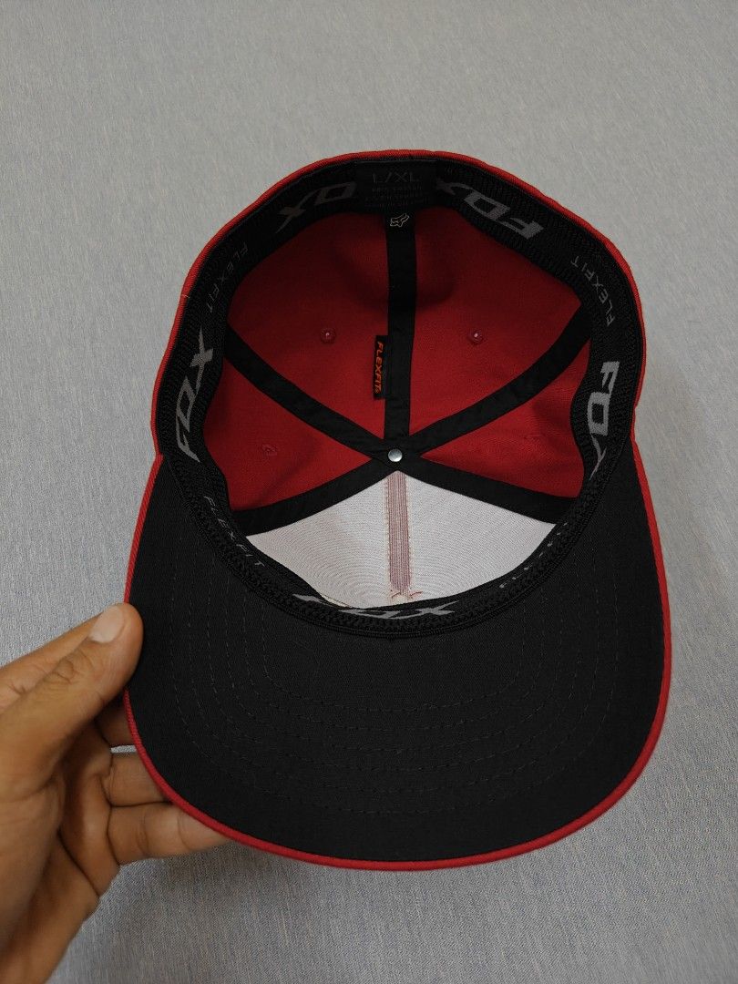 FOX RACING BASEBALL CAP (Category: Caps & Hats) located in Bacolod City. Submitted by yobibstuffs (Listing ID 1453966879, Image 3). Description: FOX RACING BASEBALL CAP SIZE: LARGE TO XLARGE GOOD TO EXCELLENT CONDITION NEED WASH 🧼🫧 PRICE: 999+SF OUTSIDE BACOLOD CITY 🏙️🌆 PM ME! 📥📥📥.