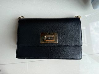 （分類：）位於 。 由 ling22556 提交（商品編號 1453828094，圖片 1）。簡介： 。