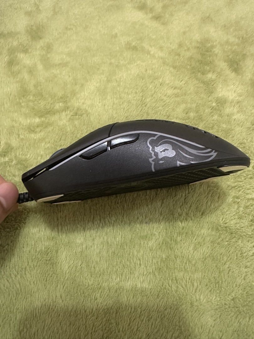 Glorious Wired Gaming mouse (Category: Mouse & Mousepads) located in Manila. Submitted by gamingthriftshop (Listing ID 1453875566, Image 3). Description: PAUNAHAN NALANG Marikina area ✅ SELLING COLLECTION ✅ NO ISSUES Fully working Will send full test video Pwede itest dito (dala kayo laptop) ✅Left right click ✅ side buttons ✅ scroll click ✅ scroll ✅ sensor ✅ wire connection good ✅ walang alog issues WIRED MOUSE ✅ Model O black - 1,099 ✅ Model D (