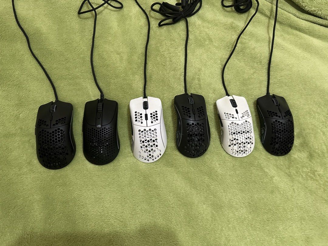 Glorious Wired Gaming mouse (Category: Mouse & Mousepads) located in Manila. Submitted by gamingthriftshop (Listing ID 1453875566, Image 1). Description: PAUNAHAN NALANG Marikina area ✅ SELLING COLLECTION ✅ NO ISSUES Fully working Will send full test video Pwede itest dito (dala kayo laptop) ✅Left right click ✅ side buttons ✅ scroll click ✅ scroll ✅ sensor ✅ wire connection good ✅ walang alog issues WIRED MOUSE ✅ Model O black - 1,099 ✅ Model D (