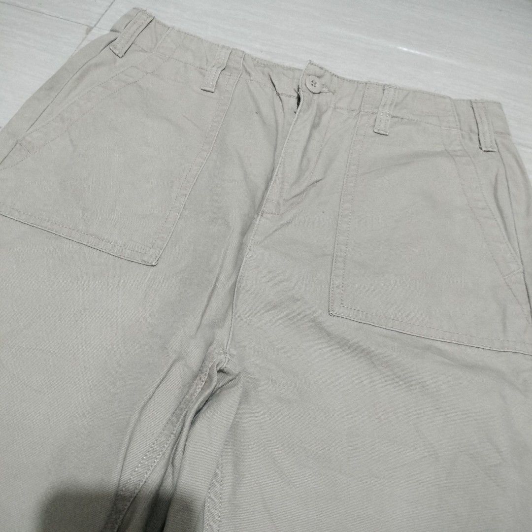 GU BAKER PANTS (Category: Trousers) located in Sariaya. Submitted by social_animalz (Listing ID 1453962495, Image 3). Description: waist: 30 length: 36.5 inches leg opening: 6.75 inches needs washing only shipping fee is not included.