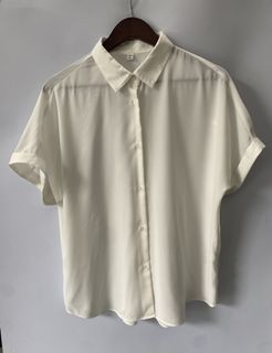 (Category: ) located in . Submitted by indaysukaycloset (Listing ID 1453823626, Image 1). Description: .