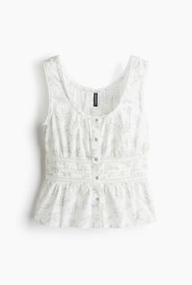 (Category: ) located in . Submitted by hanwardrobe (Listing ID 1453906123, Image 1). Description: .