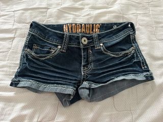 (Category: ) located in . Submitted by sowya (Listing ID 1453869915, Image 1). Description: .