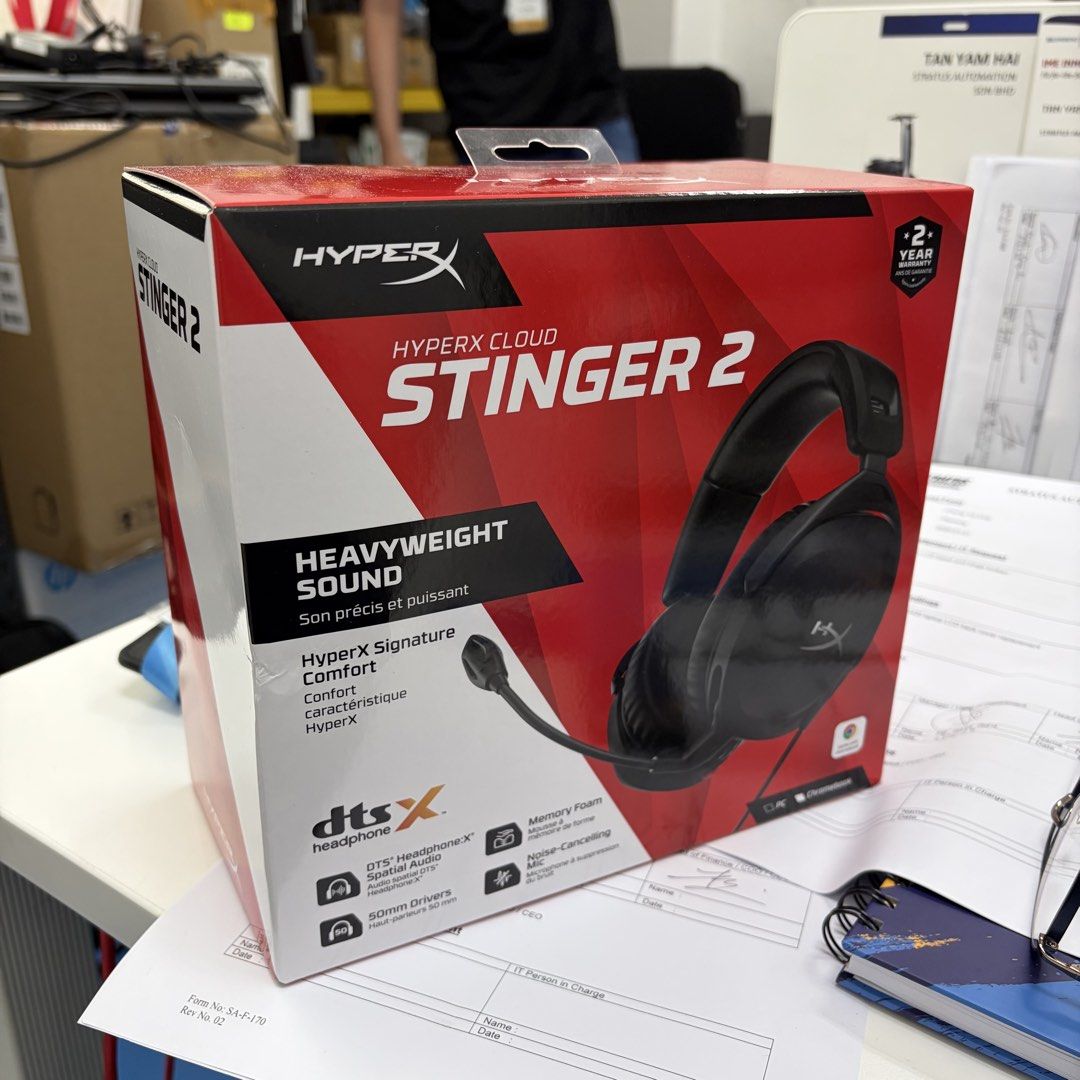 HyperX Cloud Stinger 2 (Category: Headphones & Headsets) located in Bayan Lepas. Submitted by saltsea388 (Listing ID 1453858404, Image 1). Description: -Brand new -Wired headset for gaming -With microphone -Meet up in Penang -Postage is excluded.