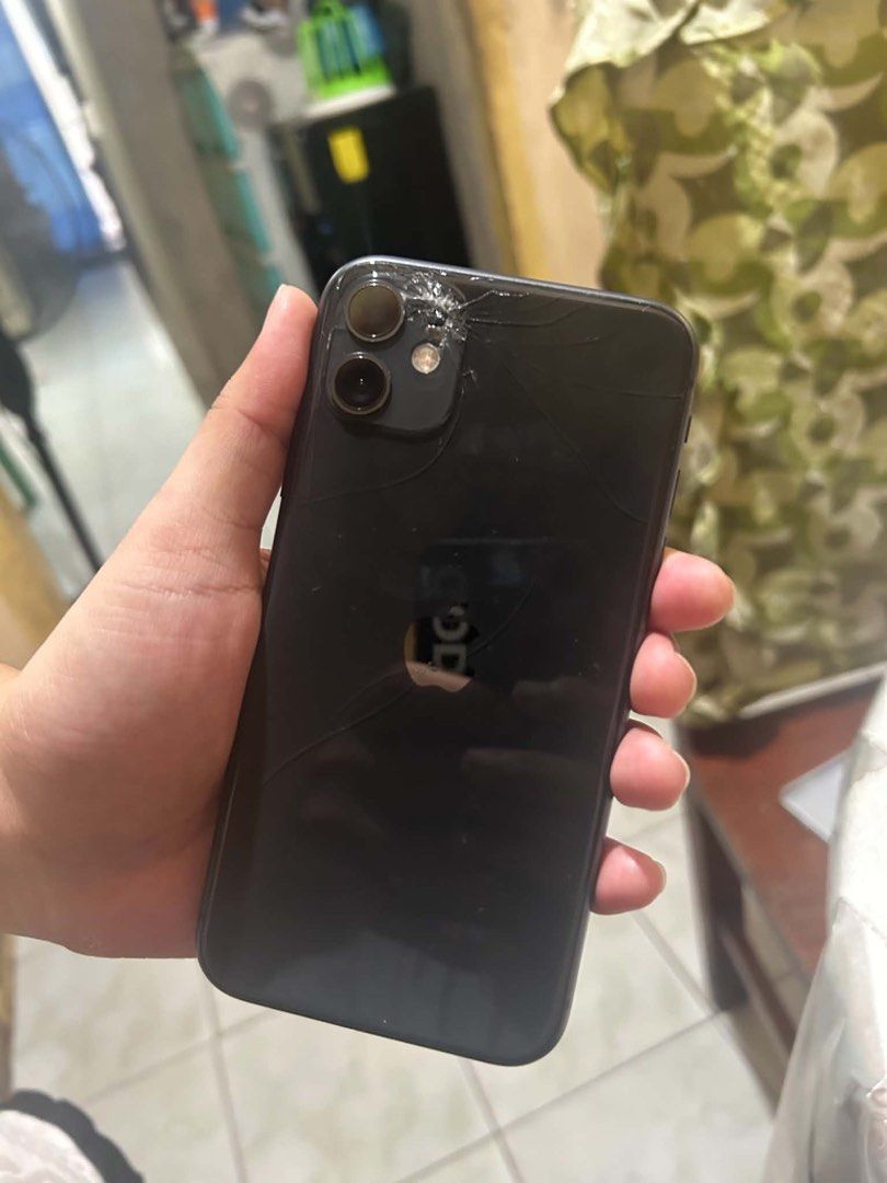 iPhone 11 64gb Smart Locked (Category: iPhone 11 Series) located in Lingayen. Submitted by imbeedc (Listing ID 1453834374, Image 2). Description: - onhand - with original box same imei - unit and box only - broken back glass is not affecting the performance - camera, true tone, face id working - unli reset.