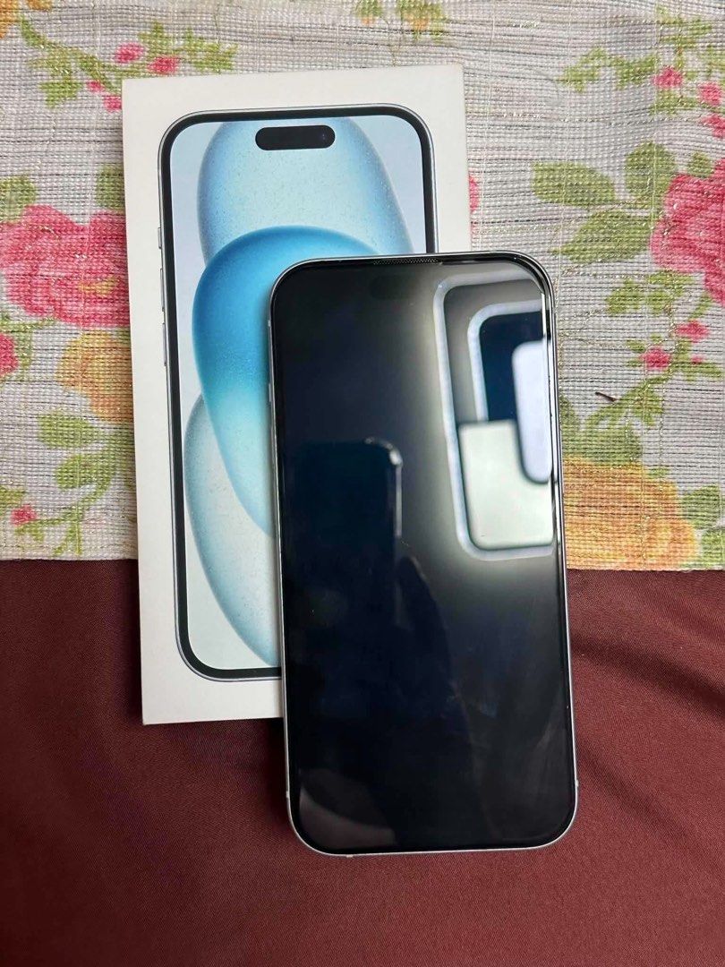IPHONE 15 128BG BLUE (Category: iPhone 15 Series) located in Malolos. Submitted by swatchandslayph (Listing ID 1453902799, Image 2). Description: IPHONE 15 BLUE 128GB 28,000 128gb Open line, any sim pwede Binili sa Beyond the box With receipt No hidden issue, super smooth pa Bought last April 17, 2025 85% BH (605 cc) With box & original apple cord Never nirepair Lady owned, personal use Rfs: Nag upgrade Loc: Malolos, Bulacan Pwede meet up around 