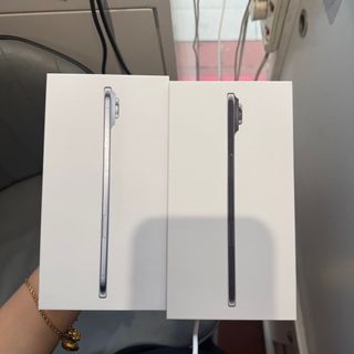 (Category: ) located in . Submitted by 8thavemobile.sg (Listing ID 1174057931, Image 1). Description: .