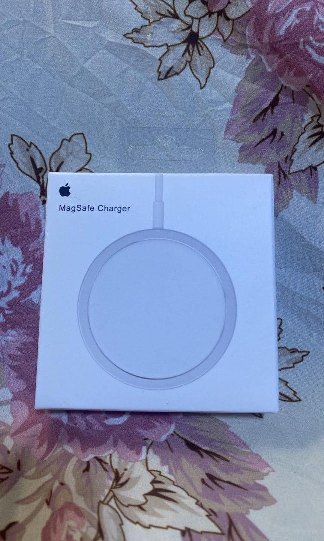 iPhone magsafe charger (Category: Chargers & Cables) located in Manila. Submitted by pricious (Listing ID 1453816102, Image 1). Description: .