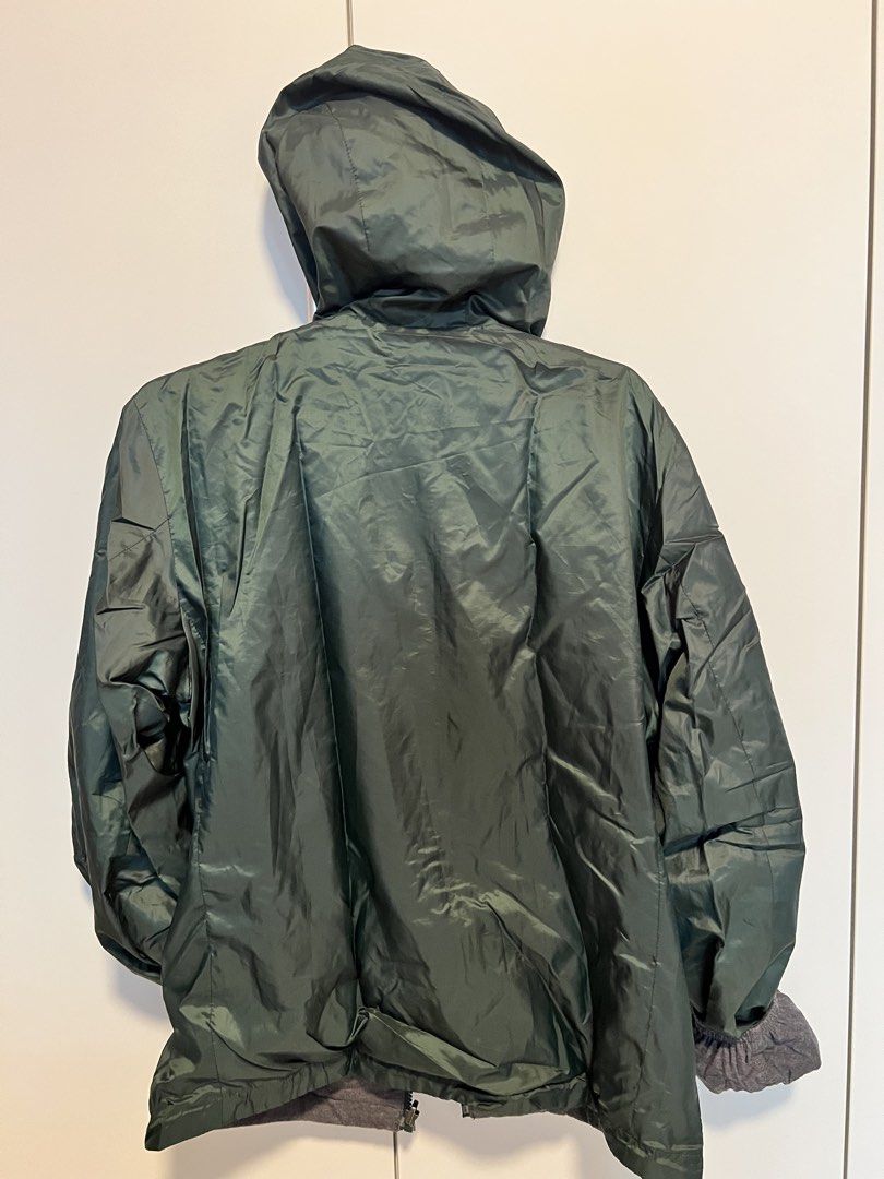 Jacket (Category: Coats, Jackets and Outerwear) located in Singapore. Submitted by original_0119 (Listing ID 1453894887, Image 3). Description: Uniqlo jacket. Size 8 Double lining. With inner pockets as well. Outer pockets with zipper. Come with hood.