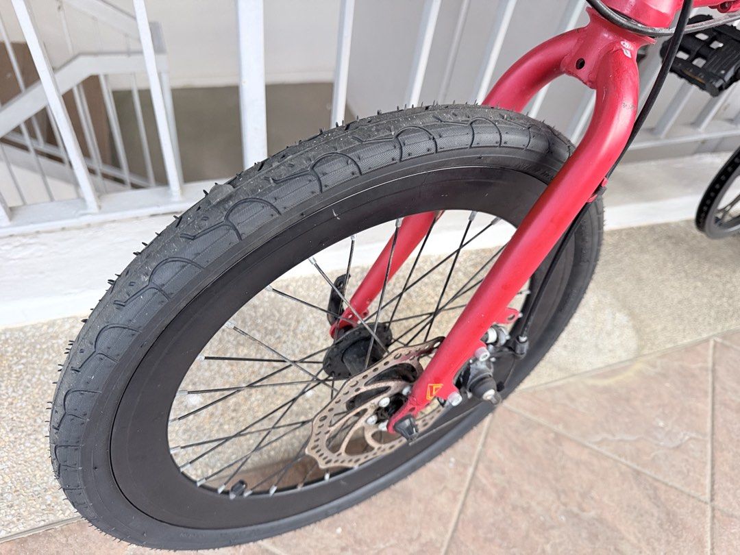 Java Zelo - red (Category: Bicycles) located in Singapore. Submitted by simplyeighty8 (Listing ID 1454000942, Image 3). Description: Java Zelo low price to clear. Upgrade for kids. Brand new tyre and tube front & back PM to deal and self collect at my place .