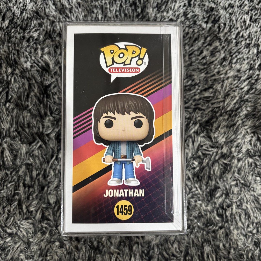 Jonathan Stranger Things Funko Pop 1459 (Category: Figurines & Statues) located in Pasig City. Submitted by dr1zzy (Listing ID 1453855885, Image 3). Description: - Jonathan Byers Funko Pop! figure - Stranger Things (Netflix series) Condition: 10/10 (with free protector).