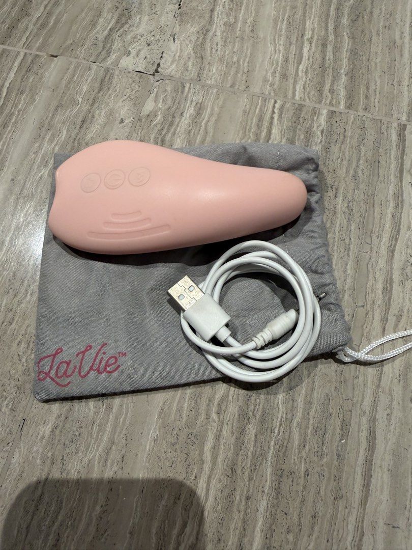 LaVie Lactation Massager for Breastfeeding (Category: Maternity Care) located in Manila. Submitted by squathleen (Listing ID 1453888590, Image 1). Description: - Includes Grey Storage Pouch - USB Charging Cable Included - Helps with Breastfeeding.