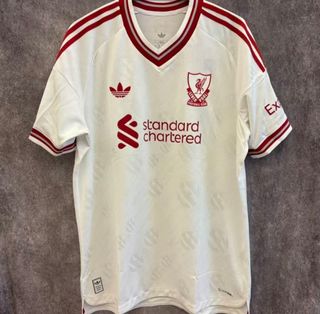 (Category: ) located in . Submitted by calcio_sport_jersey (Listing ID 1453988134, Image 1). Description: .