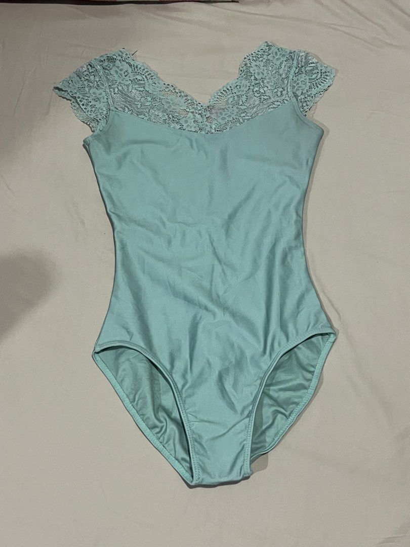 Light Blue Scallop Sleeve Leotard (Category: Activewear) located in Manila. Submitted by ceeejdec (Listing ID 1453929572, Image 1). Description: - xxs to xs frames! - Delicate lace detailing on V-neck front.
