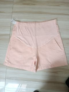 (Category: ) located in . Submitted by reloved_maternity (Listing ID 1453860708, Image 1). Description: .