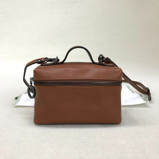 （分類：）位於 。 由 bellezza. 提交（商品編號 1453911400，圖片 1）。簡介： 。