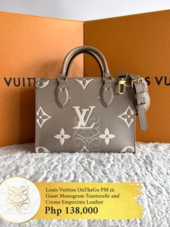 (Category: ) located in . Submitted by belles_lux_closet (Listing ID 1454001978, Image 1). Description: .