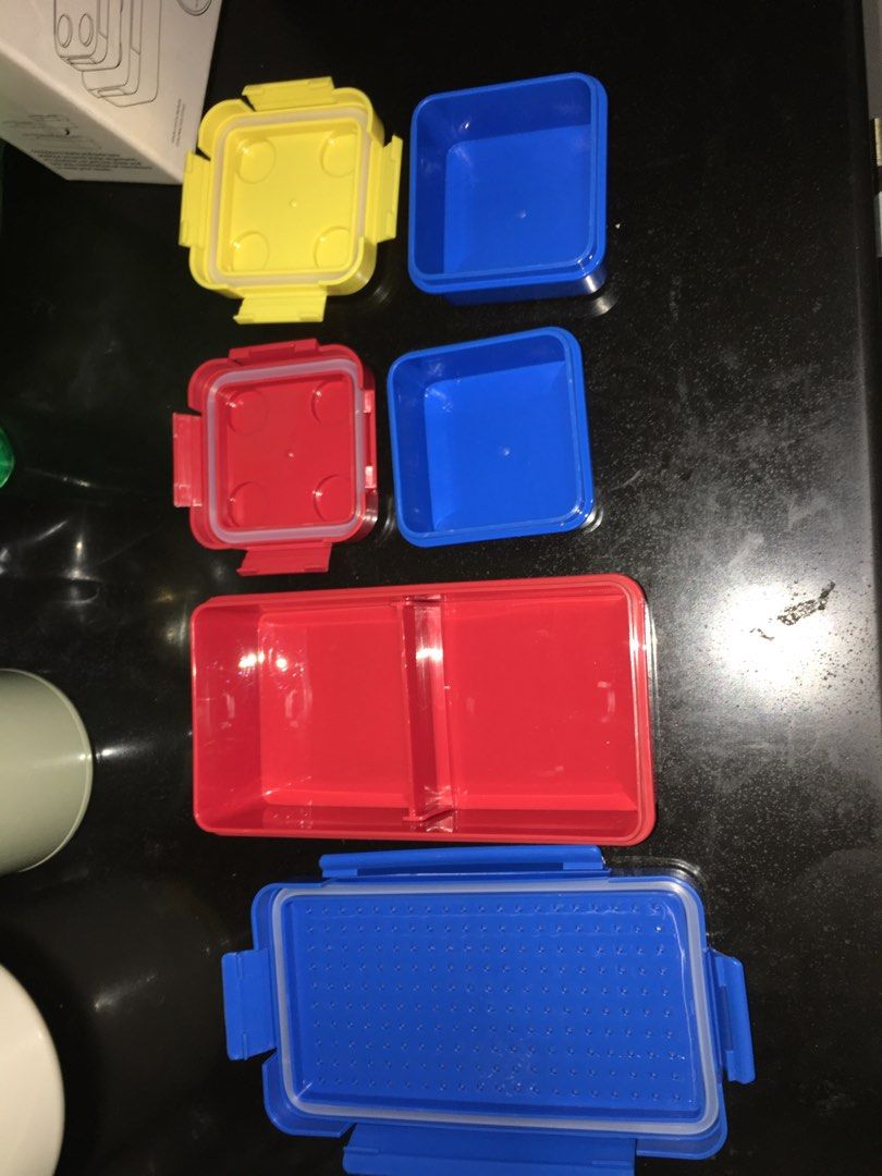 Lunch box (‘Lego’ like building blocks) (Category: Storage Boxes & Baskets) located in Manila. Submitted by reign_1606 (Listing ID 1453831865, Image 2). Description: Brand New Unused Lunch Box. The original box has chipped parts but otherwise still usable. Can provide new ones. Price is negotiable. Open for meetups around Salcedo Makati or via SDD..