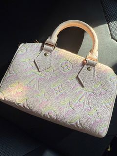 （分類：）位於 。 由 jacquemsk 提交（商品編號 1377258607，圖片 1）。簡介： 。