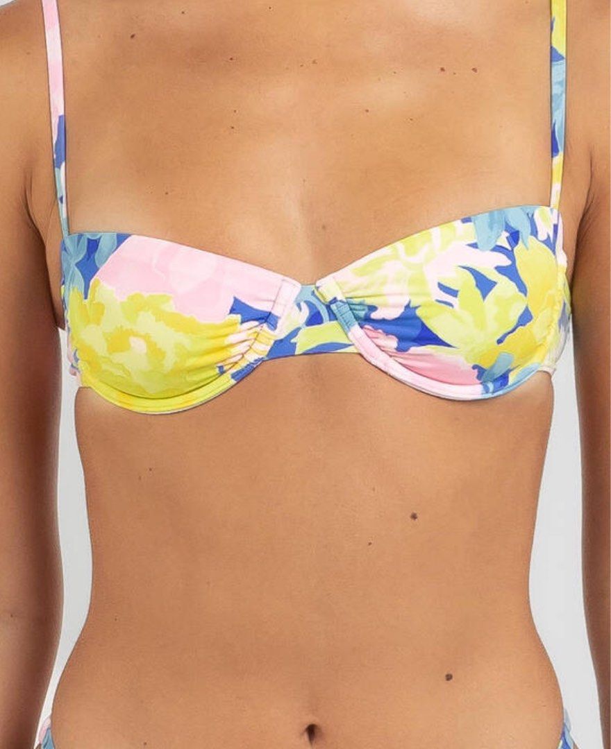 (M) BILLABONG Underwired Bikini Top / Swimsuit Top (Category: Bikinis & Swimsuits) located in Cainta. Submitted by sunnyfloshop (Listing ID 1453983807, Image 3). Description: Brandnew 🍃Medium 🍃Underwired 🍃Adjustable straps 🍃Hook closure.