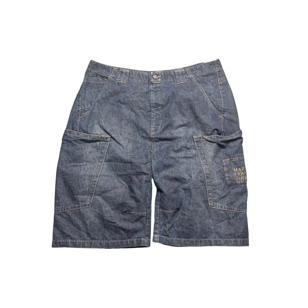 Marithe Francois Girbaud Jorts (Category: Shorts) located in Roxas City. Submitted by dailydrops.5800 (Listing ID 1453948859, Image 1). Description: Marithe Francois Girbaud Jorts Measurements are in Inches Waist: 42 Length: 29 Leg Opening: 14 Issue: None Condition: 9/10 Price: 500 + Shipping fee Feel free to DM us if you have questions.😉.