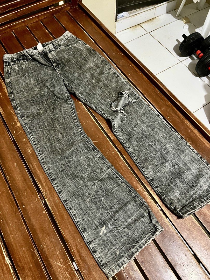 MASONPRINCE Archive Semantic Design Bootcut Jeans (Category: Jeans) located in Alaminos. Submitted by nangthrithriftlang (Listing ID 1454002221, Image 3). Description: W-32 L-42 1200 shipped.