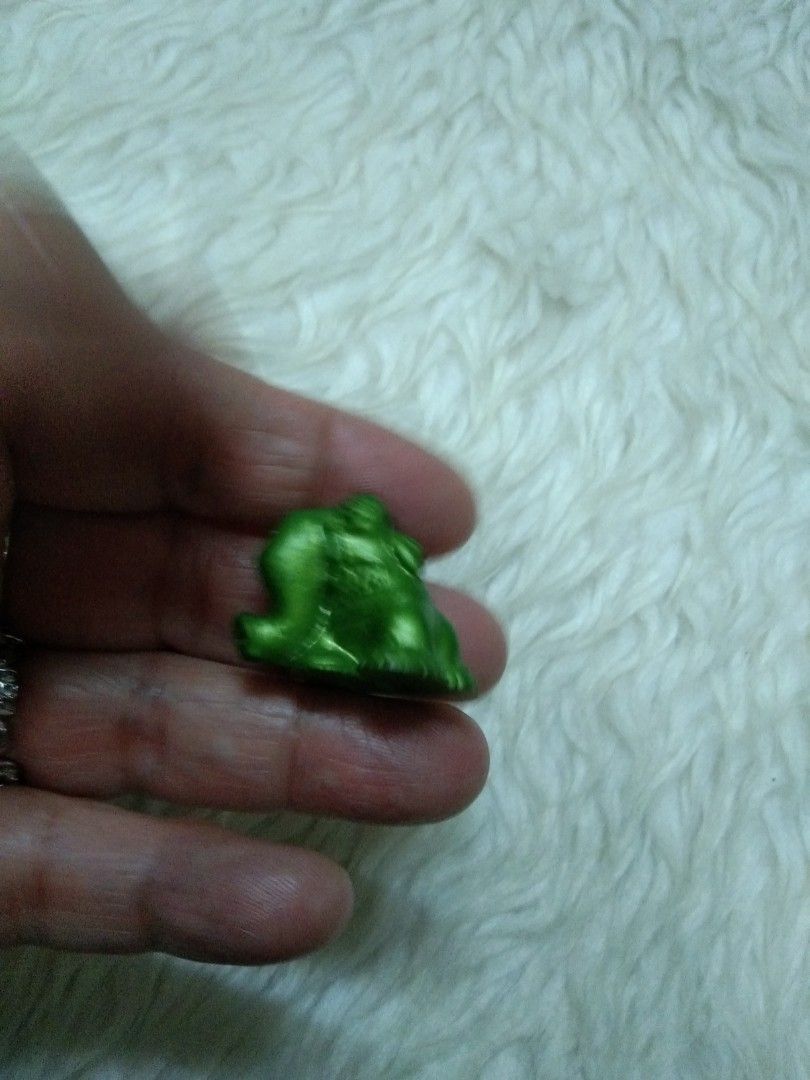 Metallic green elephant pen topper (Category: Stationery & School Supplies) located in Quezon City. Submitted by eidorableshop (Listing ID 1453987865, Image 2). Description: .