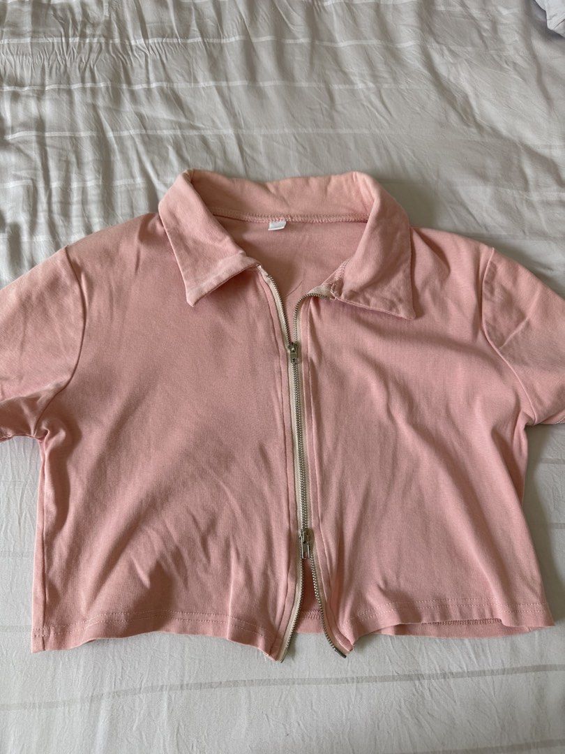 Multiple tops (Category: Blouses) located in Singapore. Submitted by javennzz (Listing ID 1453967308, Image 2). Description: $5 for one, can negotiate if buy more than one piece.