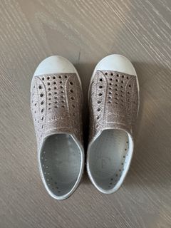 （分類：）位於 。 由 annagurl00 提交（商品編號 1453872861，圖片 1）。簡介： 。