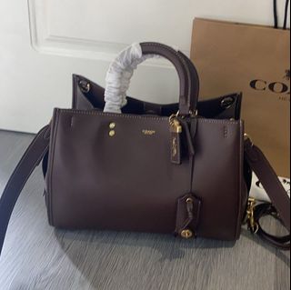 (Category: ) located in . Submitted by outlet_seller_jennie (Listing ID 1453895050, Image 1). Description: .