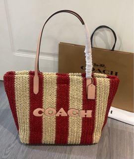 (Category: ) located in . Submitted by outlet_seller_jennie (Listing ID 1453918453, Image 1). Description: .