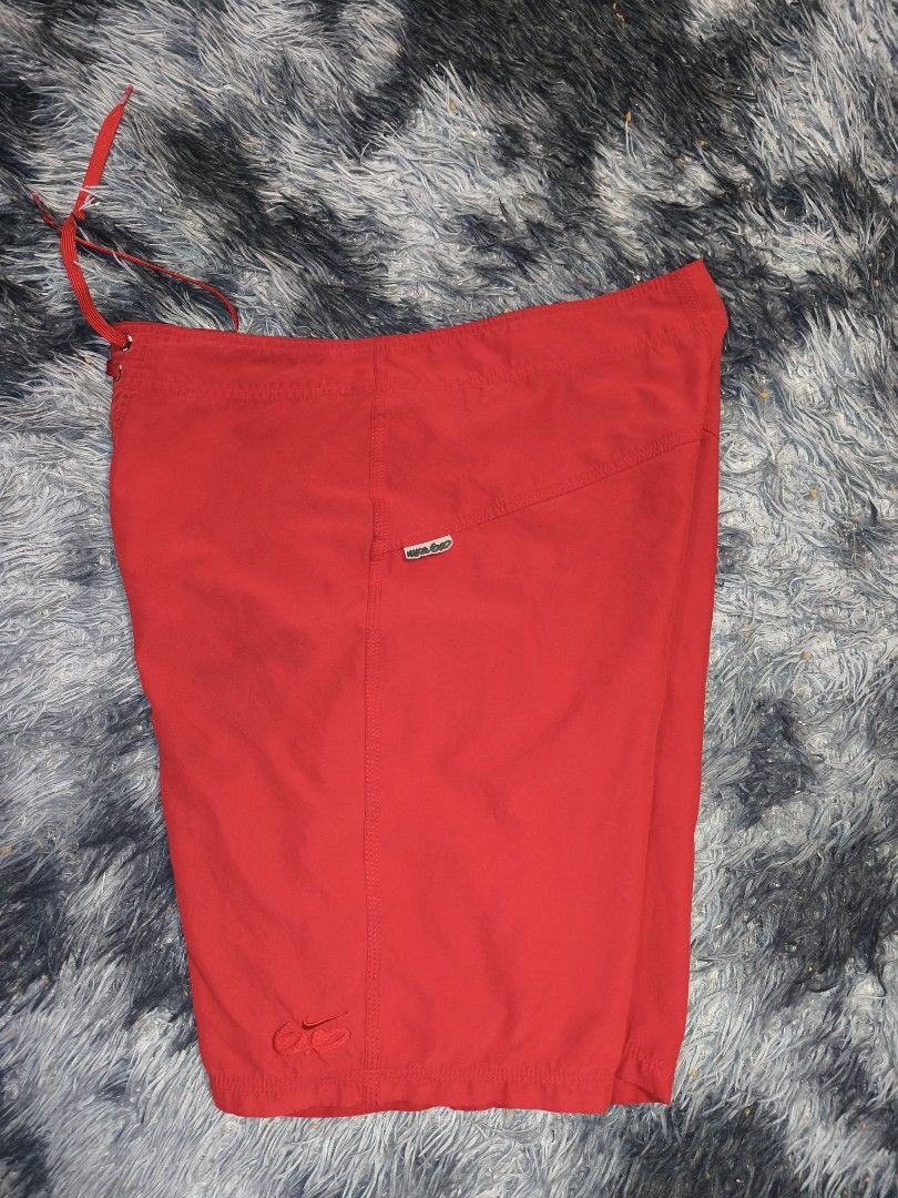 Nike Mens 6.0 Board short (Category: Shorts) located in Manila. Submitted by daveang222 (Listing ID 1453849551, Image 1). Description: Nike Mens 6.0 Board short Dimes 34-36 x 21.
