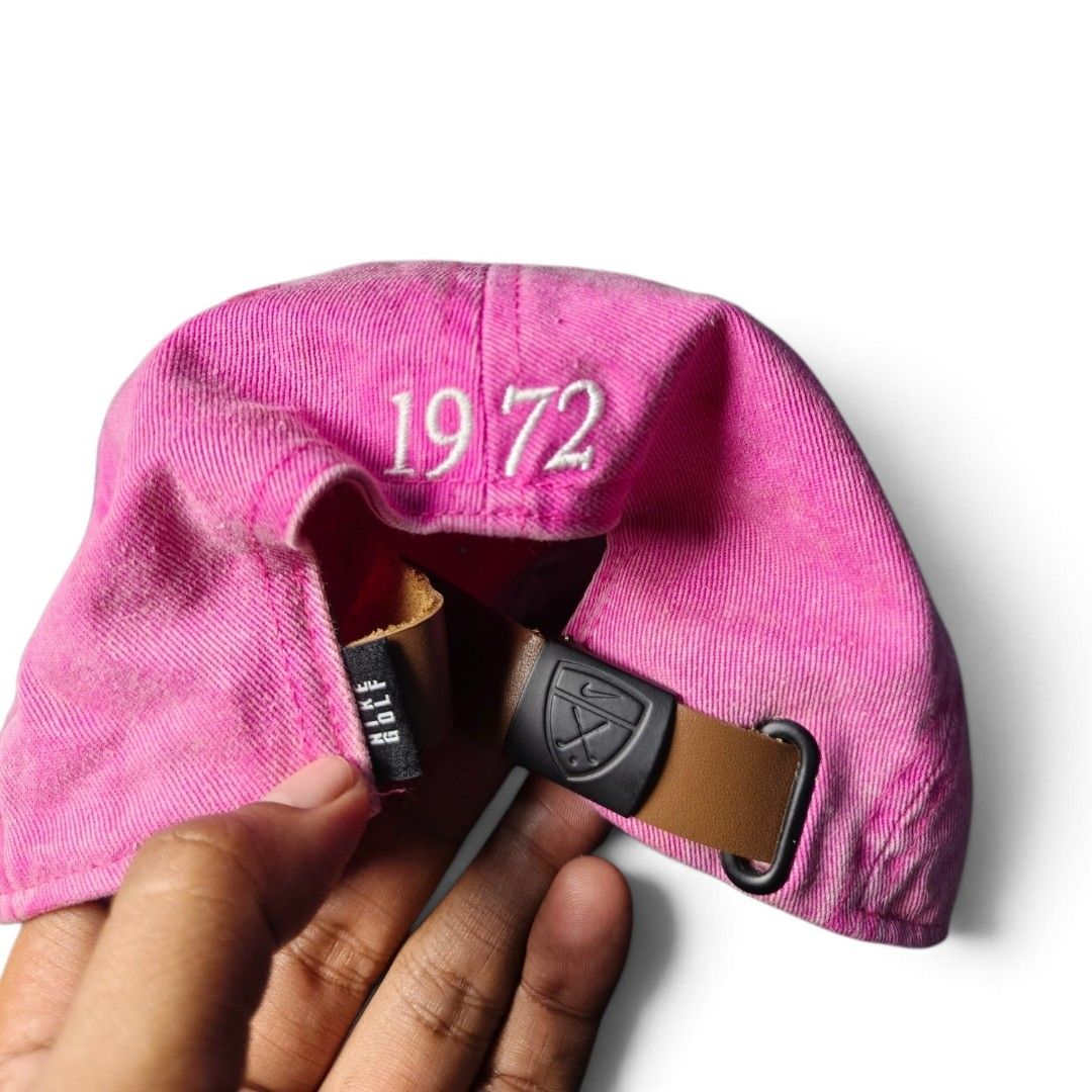 Nike Pink Baseball Cap 1972 Adjustable Strap (Category: Caps & Hats) located in Bauan. Submitted by kemsss (Listing ID 1453379951, Image 3). Description: NIKE HAT Pink denim wash heritage86🔥 Bagong bago pa‼️ Size: 1Size (adjustable strap) Condition: As new condition Issue: none CLAIM: 1200.