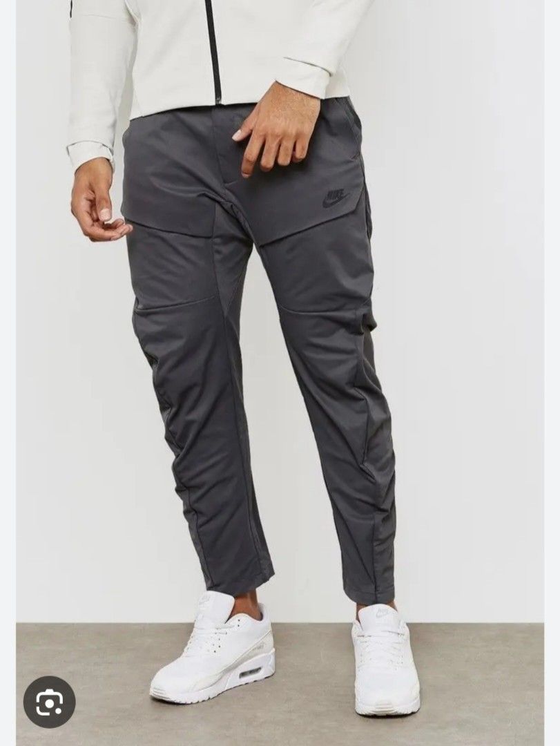 Nike tech pack woven pants (Category: Activewear) located in Manila. Submitted by brightcloud_25 (Listing ID 1453946921, Image 3). Description: Nike tech pack woven pants size medium fit 30 up to 32 length 38 excellent condition 950 + sf.