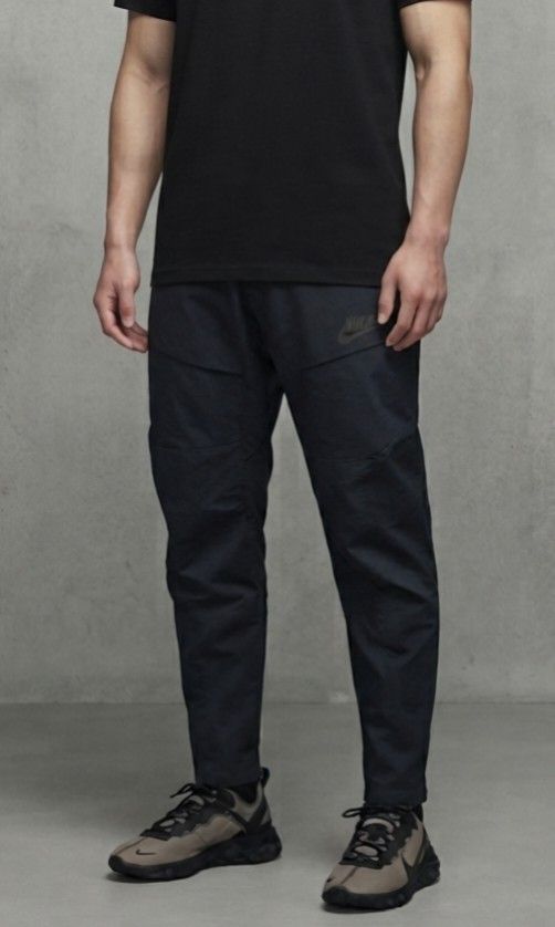 Nike tech pack woven pants (Category: Activewear) located in Manila. Submitted by brightcloud_25 (Listing ID 1453946921, Image 2). Description: Nike tech pack woven pants size medium fit 30 up to 32 length 38 excellent condition 950 + sf.