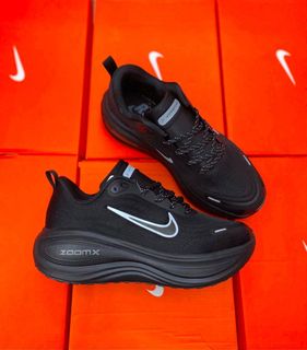 (Category: ) located in . Submitted by soledout_kicks (Listing ID 1453870390, Image 1). Description: .