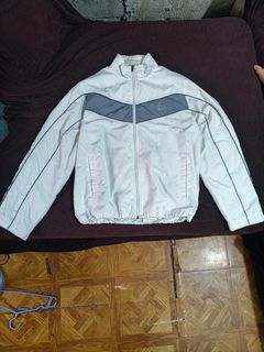 (Category: ) located in . Submitted by thriftthings824 (Listing ID 1453823357, Image 1). Description: .