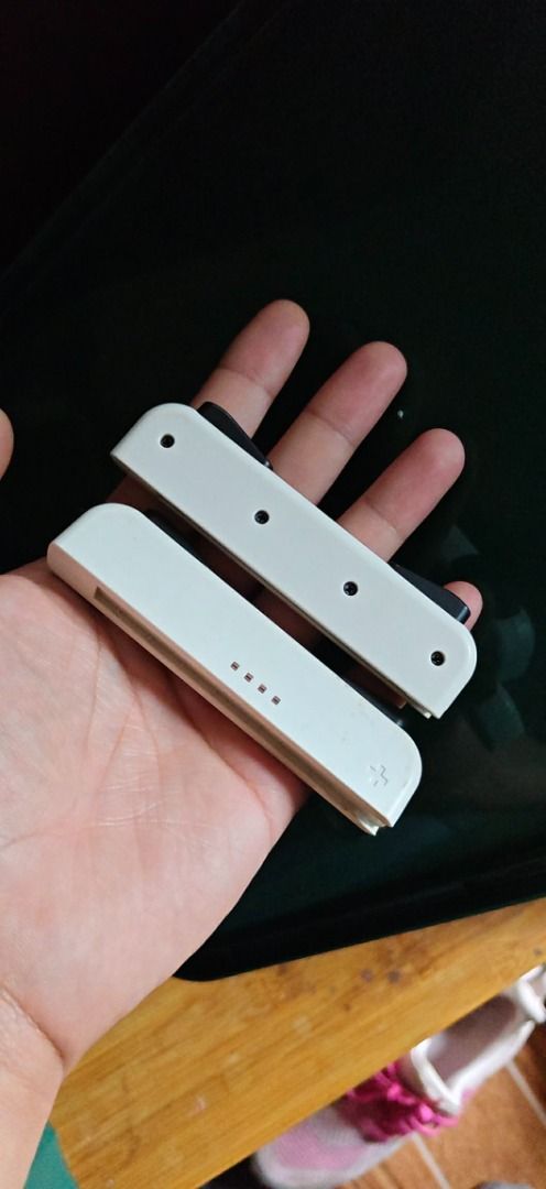 Nintendo Switch Joycon Straps (Category: Nintendo) located in Manila. Submitted by young.sandwich (Listing ID 1453878168, Image 1). Description: 3rd party joycon straps .