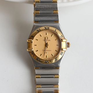 (Category: ) located in . Submitted by leluxe_vintage (Listing ID 1453860687, Image 1). Description: .