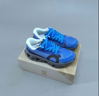 (Category: ) located in . Submitted by khai.uasneakers (Listing ID 1453907787, Image 1). Description: .