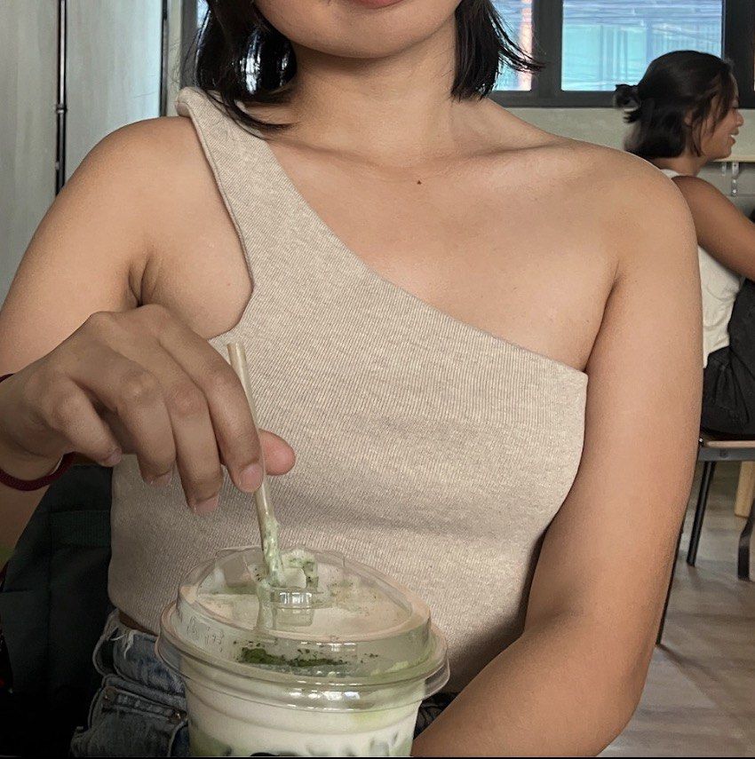 One Shoulder Ribbed Crop Top Beige (Category: Sleeveless) located in Manila. Submitted by mailed (Listing ID 1453934917, Image 2). Description: Stretchy material Xs-s.
