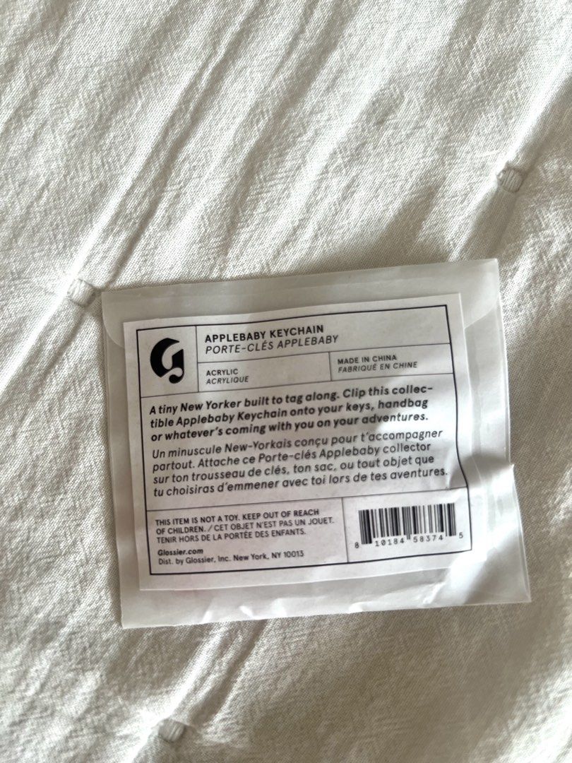 [ONHAND] Glossier - Applebaby Keychain (Category: Makeup) located in Cebu City. Submitted by angel.energyph2 (Listing ID 1453877730, Image 3). Description: 🏷️ ₱650 - Brand new w packaging A tiny New Yorker built to tag along. Clip this collectible Applebaby Keychain onto your keys, handbag or whatever’s coming with you on your adventures. 100% Acrylic. Size: 1.97″ × 1.46″ × 0.12″ .