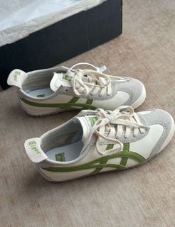（分類：）位於 。 由 lyuba5 提交（商品編號 1453968424，圖片 1）。簡介： 。