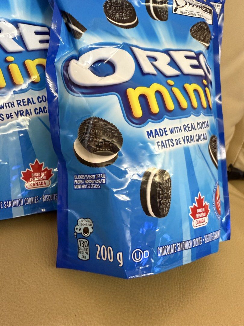 加拿大Oreo mini，oreo 迷你版200g￼ （分類：包裝食物&即食食物）位於 Hong Kong。 由 pkyau34 提交（商品編號 1453839050，圖片 2）。簡介： 全新購自加拿大 200g 一包 有三包，一包$20, 買三包$55 Buy 1 $20, buy 3 $55。