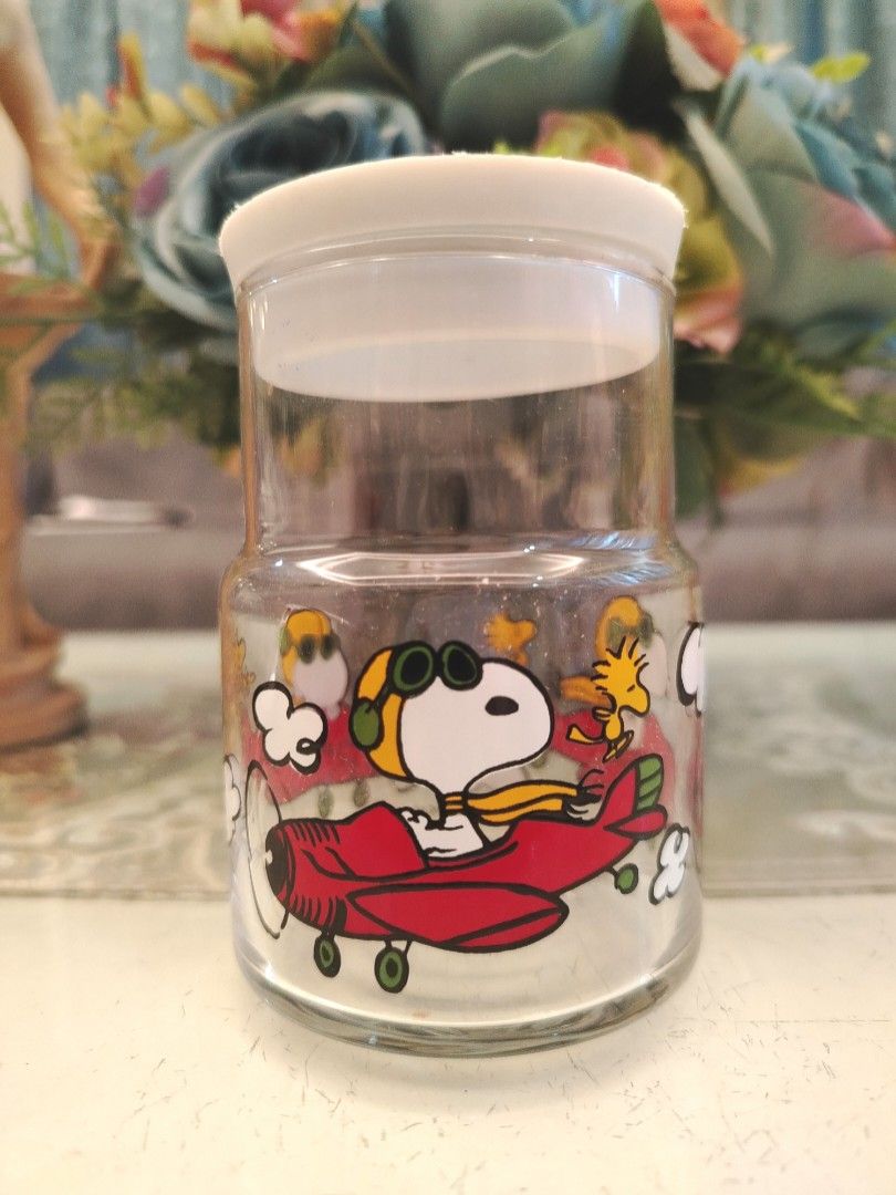 Peanuts Snoopy Retro Glass Jar (Category: Dinnerware & Cutlery) located in San Fernando. Submitted by jpmarketplace2023 (Listing ID 1453914159, Image 1). Description: 💚 All items are authentic from Japan. 💛 MOP: GCash (❌️ GCash Protect) 🩵 MOD: LBC only (❌️ S. Checkout, COD, COP) 💙 Meet-up: Vista Mall, San Fernando, Pampanga 💜 All items are on-hand. 🧡 First to pay gets the item first. ❤️ Breakable items are packed with care and caution. Sell