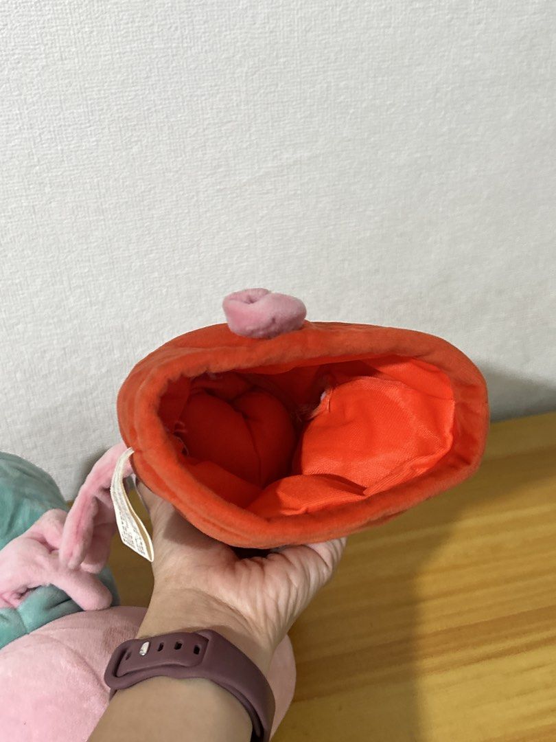 Peppa Pig Hand Puppet Plush (Category: Plushies & Soft Toys) located in Pateros City. Submitted by cleanmycloset (Listing ID 1453973111, Image 3). Description: Like new but Needs wash Preloved, unless stated brandnew. All items are declared AS IS. Pls manage your expectations. Can do tiiktokk checkout, courier apps, or self pick up. Payment first thru cashg or bank transfer. Coin is used for size comparison. .